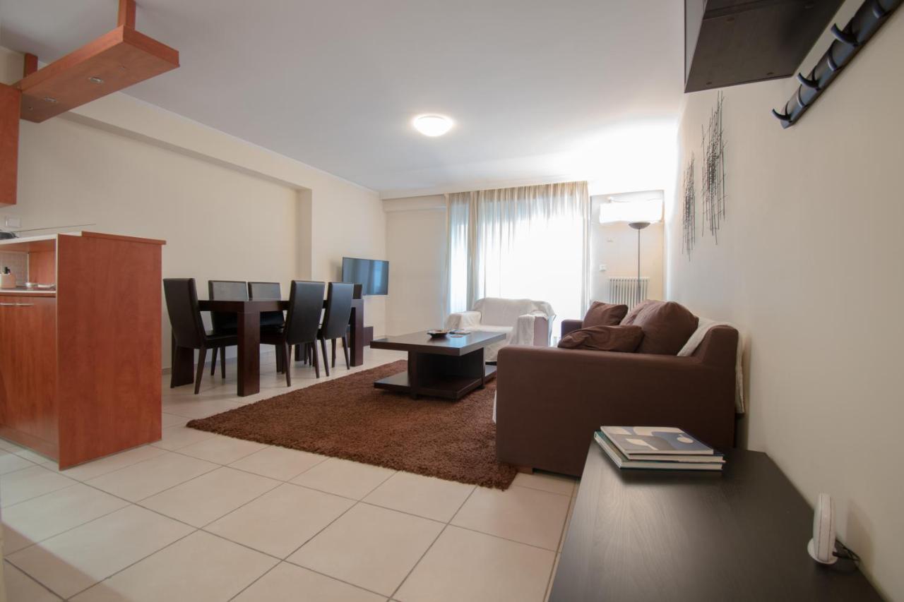Homey Penthouse In Kypseli Athen Exterior foto