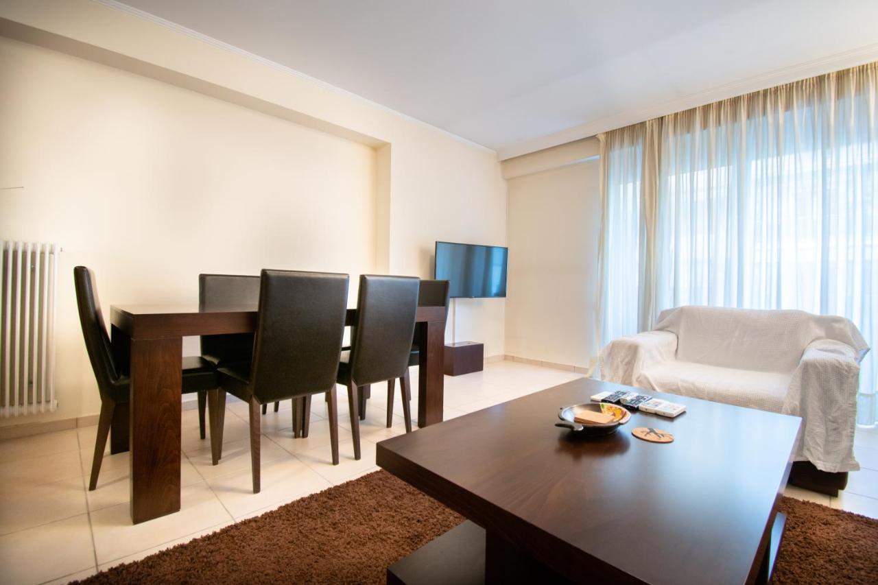 Homey Penthouse In Kypseli Athen Exterior foto